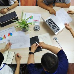 CRÉER SON ENTREPRISE