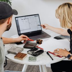 CRÉER SON ENTREPRISE EN TANT QU’INDÉPENDANT
